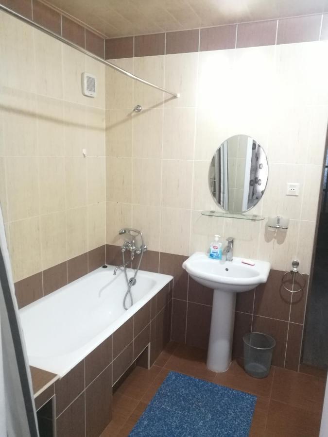 Apartment 2 Bed Room In The Center Апартамент 3-Х Комнатная В Центре طشقند المظهر الخارجي الصورة